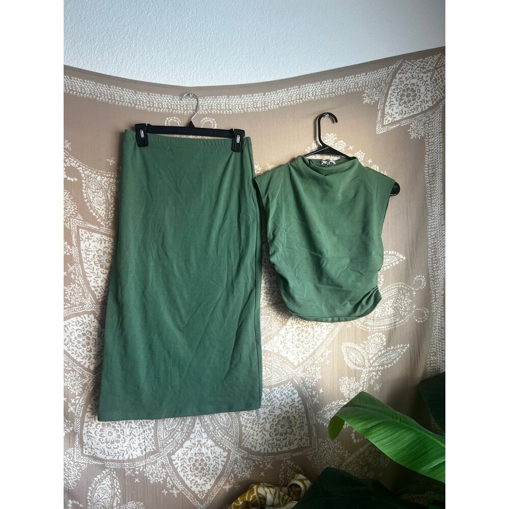 Reformation Foster Knit Set in Green - Picture 4 of 12